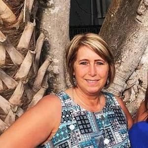 Meet your Posher, Becky